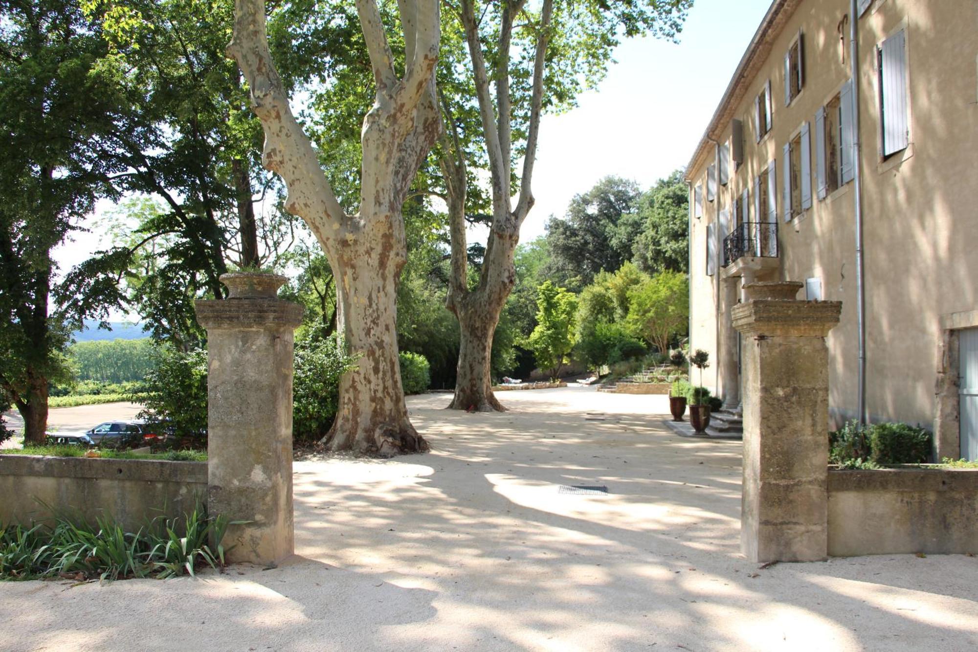 فندق Chateau De L'Olivete Cornillon المظهر الخارجي الصورة